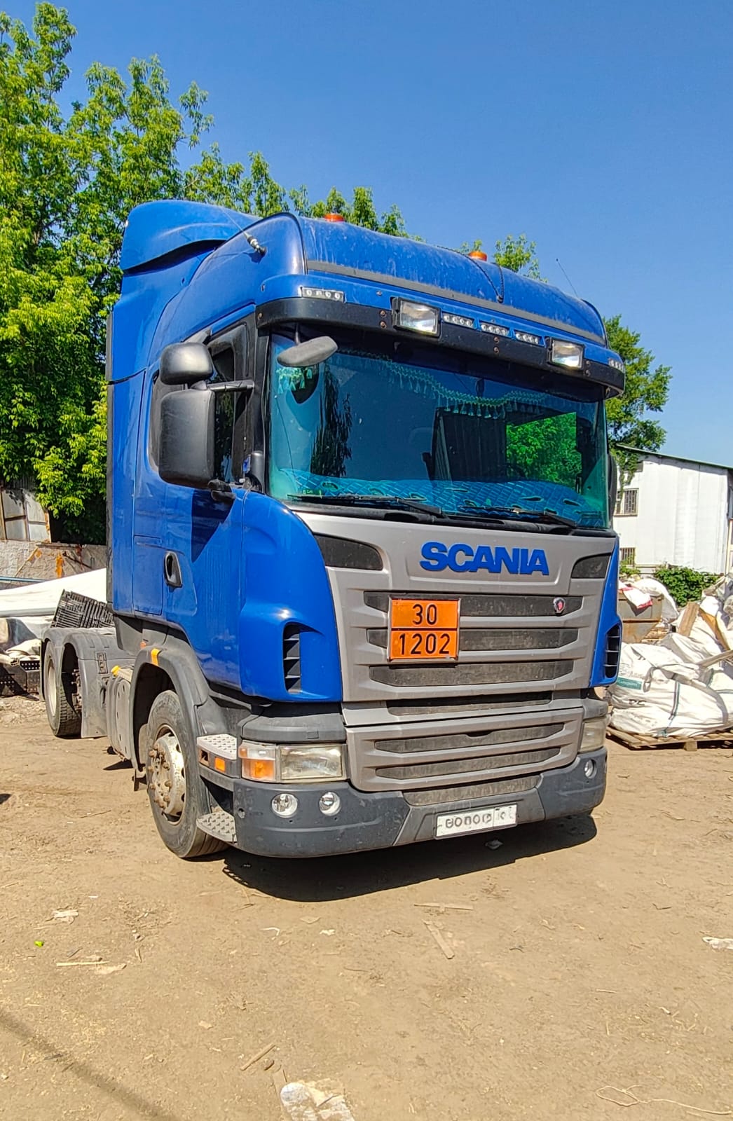 В разборе Scania R 420 HPI 6х2 2011